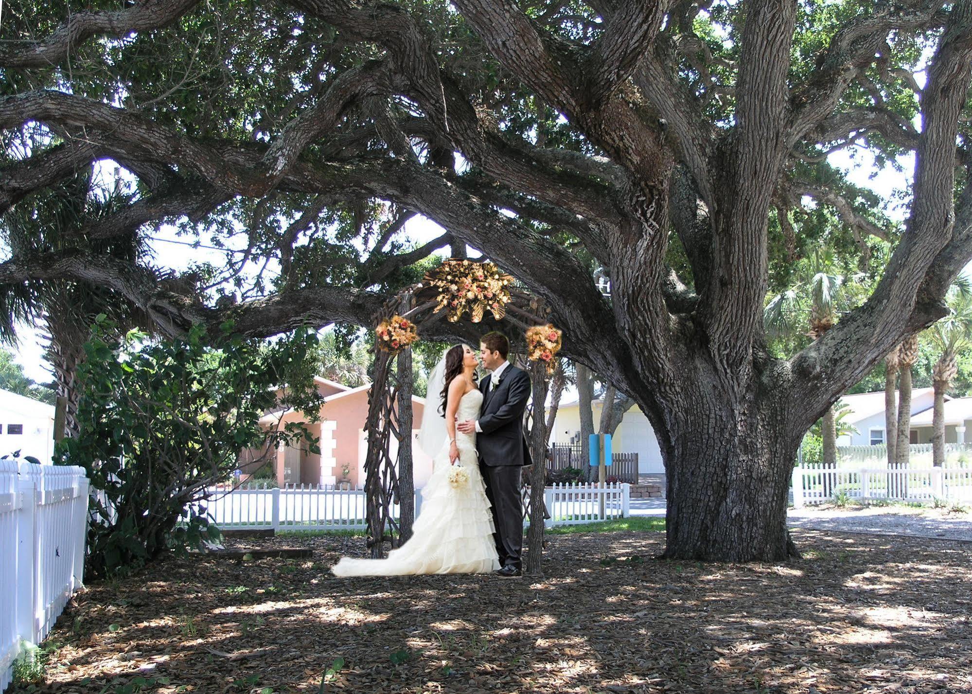 Inn On The Avenue New Smyrna Beach Esterno foto